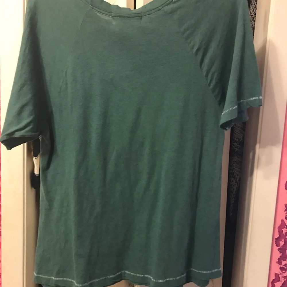 NWT WILDFOX STAR TEE - Picture 3 of 4